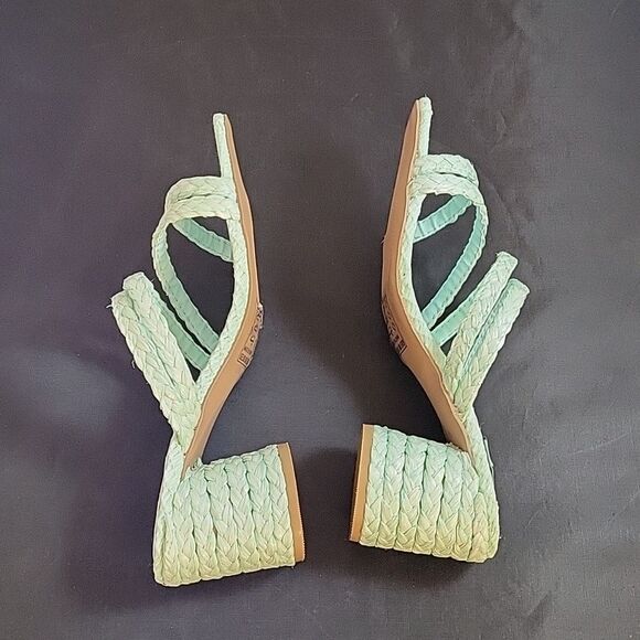 BRAND NEW QUPID MINT STRAPPY SANDAL - Picture 8 of 16